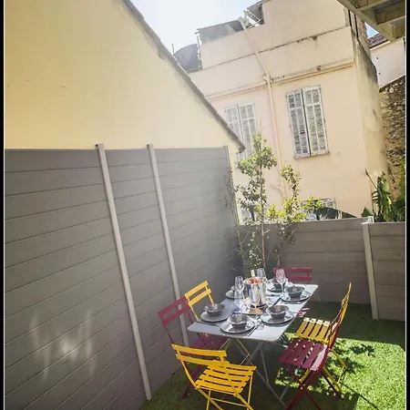 Apartman Sleeps 12 Air Con Wifi *